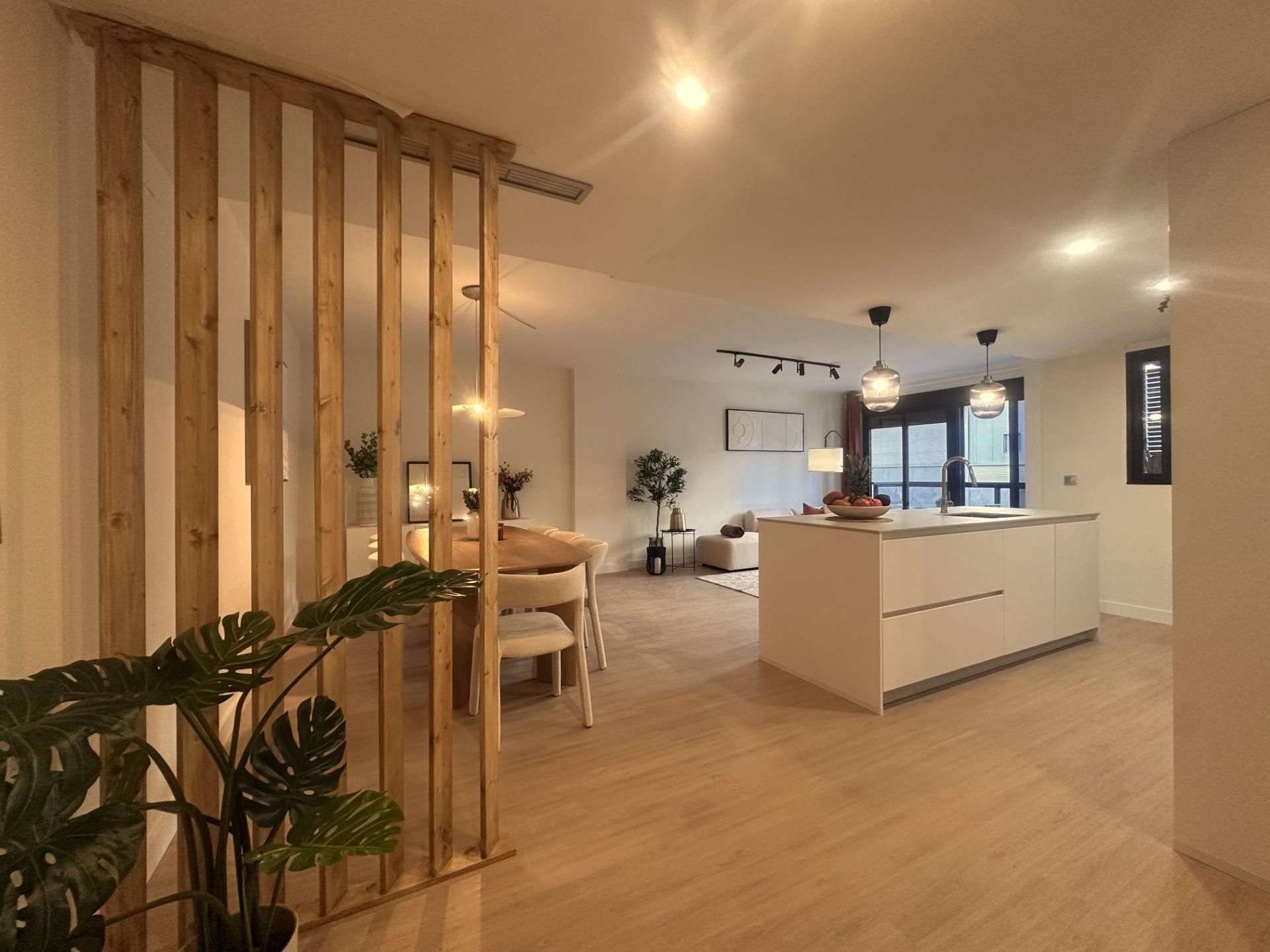 Sala d'estar de Pis en venda en  Valencia Capital amb Aire condicionat, Calefacció i Jardí privat