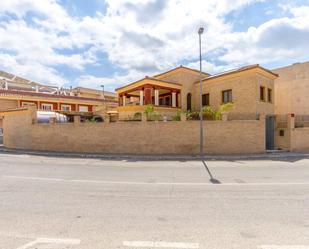 Exterior view of House or chalet for sale in Orihuela  with Air Conditioner, Heating and Private garden