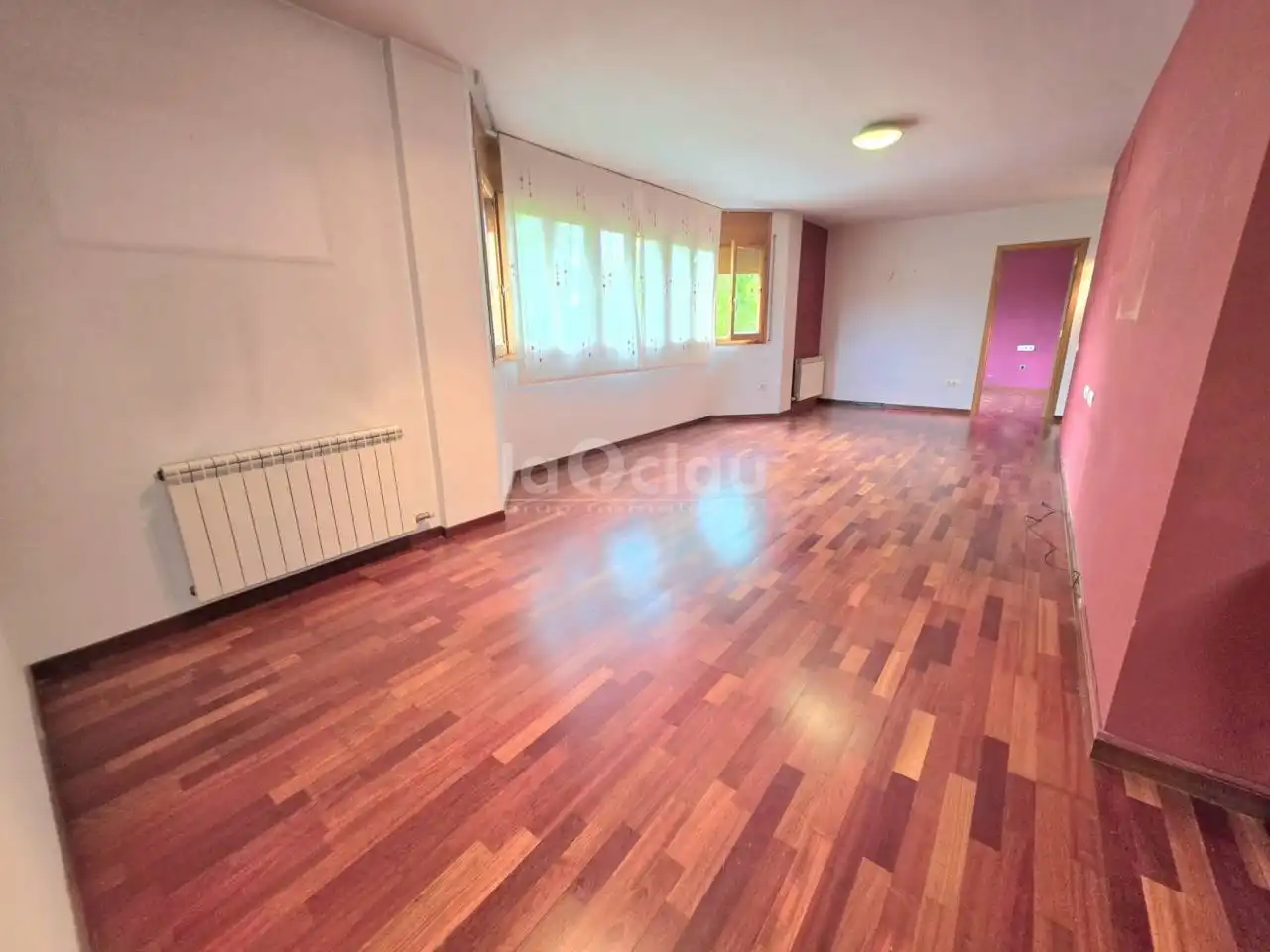 Flat with terrace for sale in Tona, imagen 12