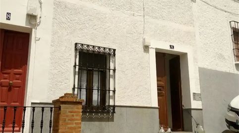 Foto 2 de Casa adosada en venta en Calle Ladera, Feria, Badajoz