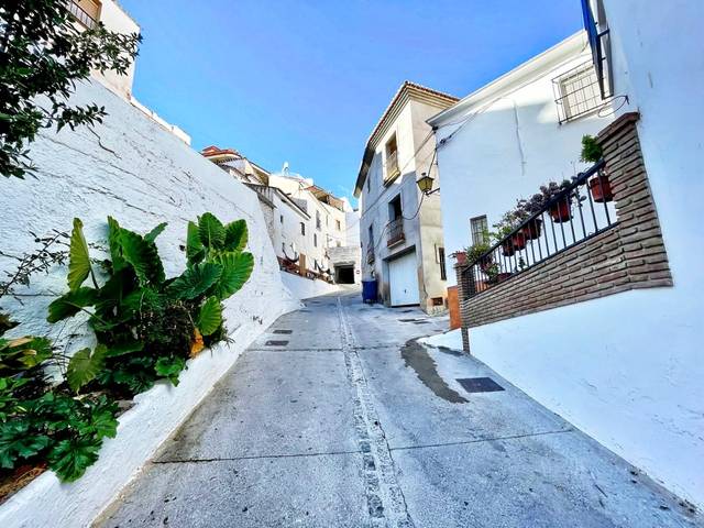 Finca rústica en Venta en Almáchar