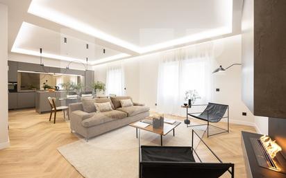 Living room of Flat for sale in  Madrid Capital  with Air Conditioner