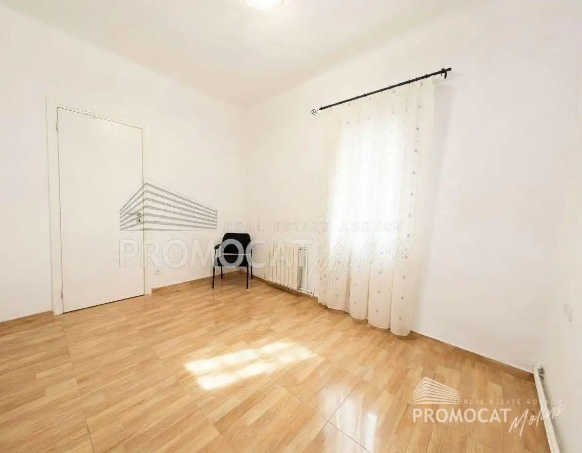 Dormitori de Casa o xalet en venda en Molins de Rei amb Aire condicionat, Terrassa i Traster