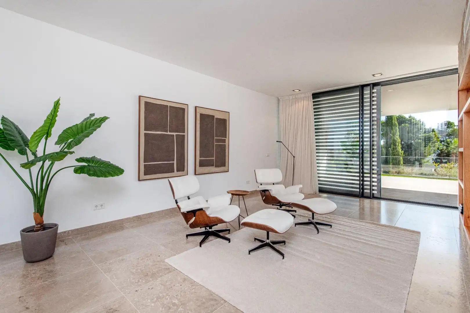 Living room of Houses for sale in Calvià  with Air Conditioner, Private garden and Terrace