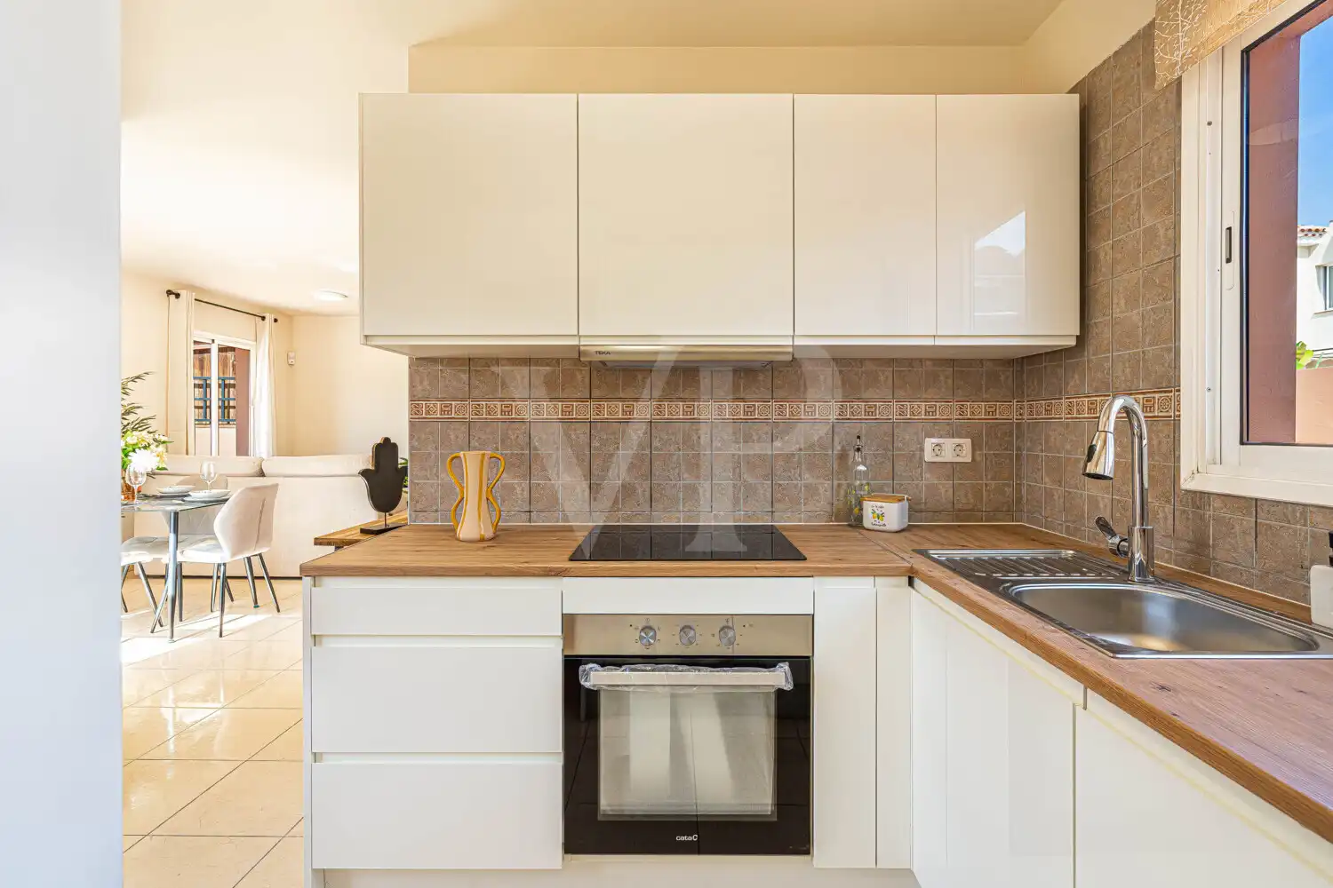Cocina de Casa adosada en venta en Arona con Terraza y Piscina comunitaria