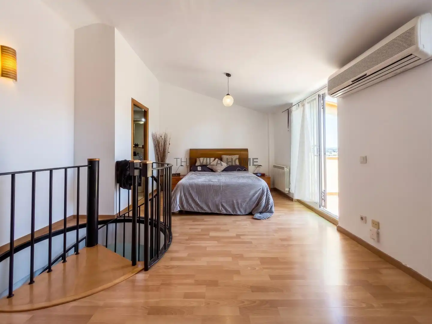 Habitación de Dúplex en venta en Vilafranca del Penedès con Aire acondicionado, Calefacción y Terraza