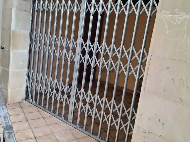 Geschaftsraum zur Miete in Alcañiz mit Terrasse