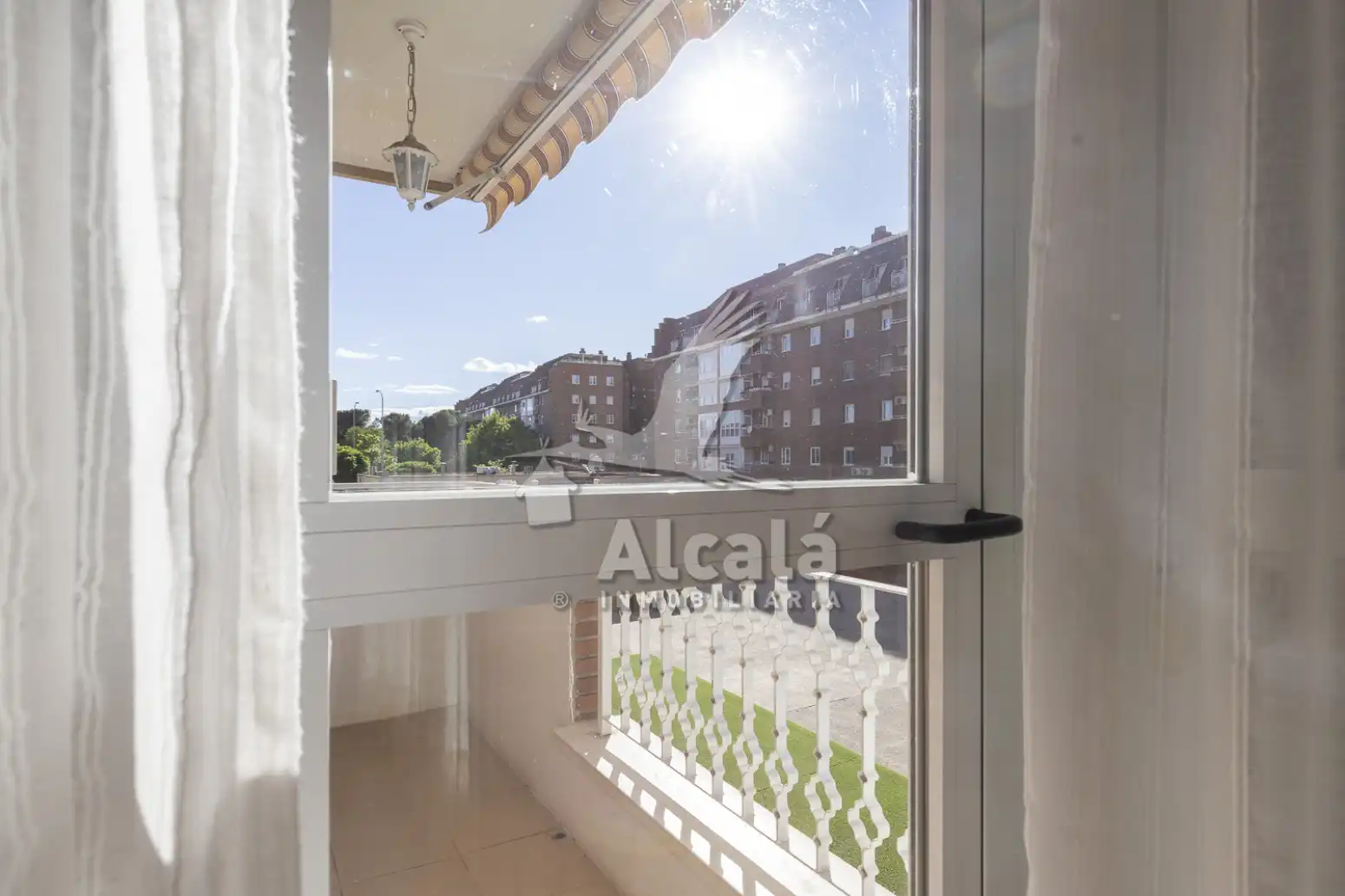 Bedroom of Flat for sale in Alcalá de Henares  with Air Conditioner, Heating and Private garden