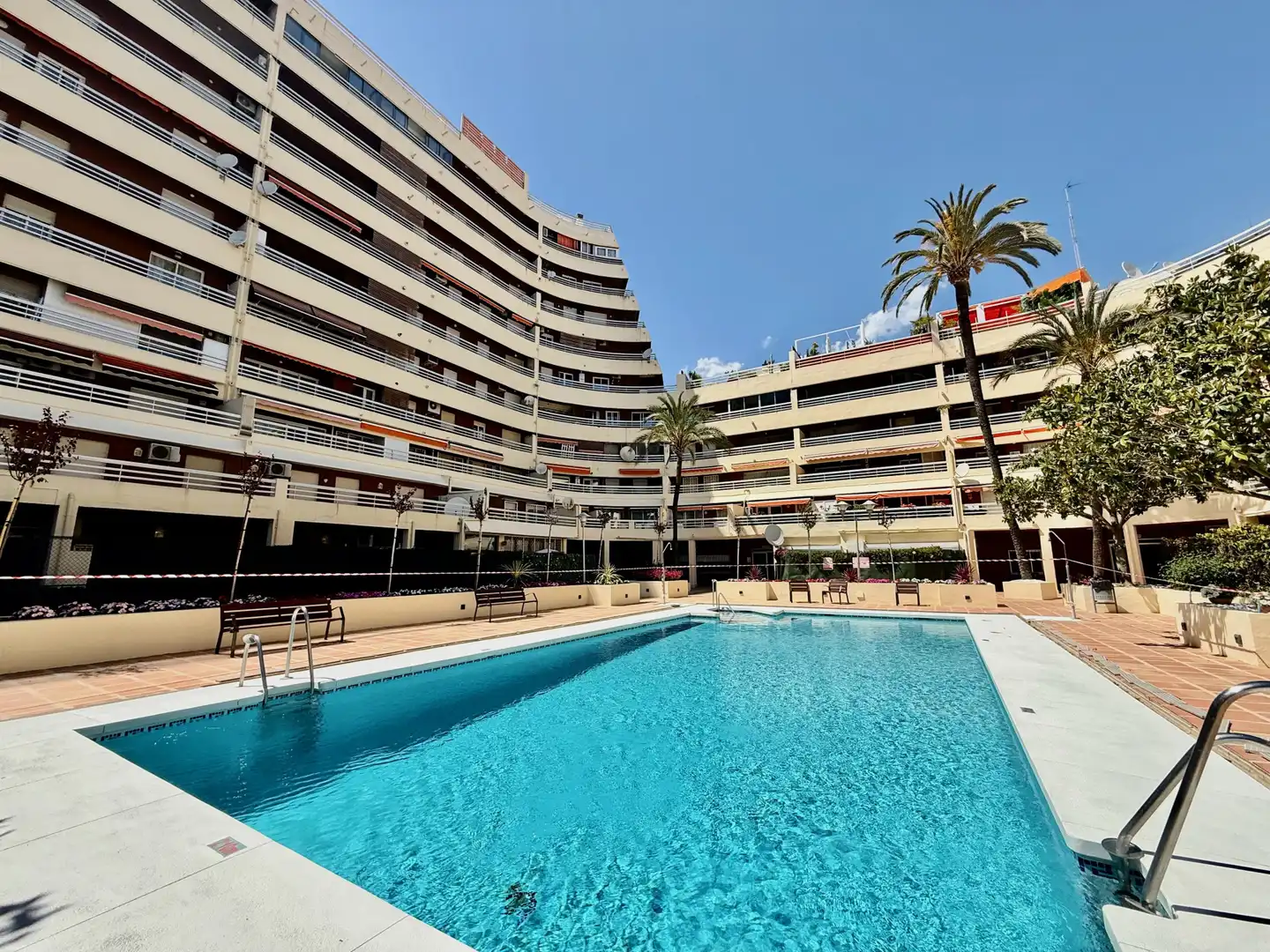 Piscina de Apartamento de alquiler en Marbella con Terraza, Piscina y Piscina comunitaria
