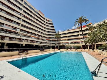 Apartament amb piscina de lloguer a Marbella Centro