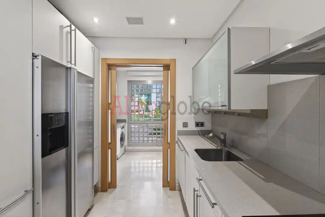 Flat with terrace for sale in Milla de Oro, imagen 22