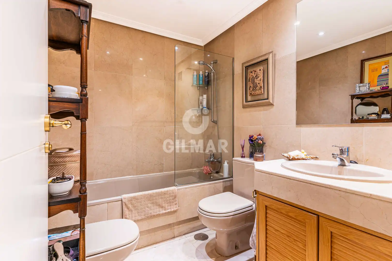Bathroom of Ground floor for sale in Pozuelo de Alarcón  with Heating, Private garden and Storage room
