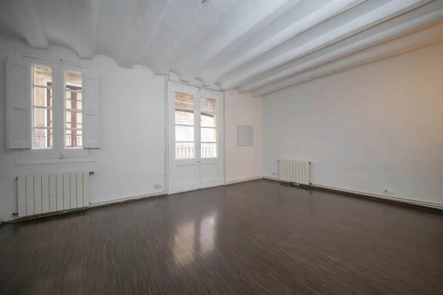 Wohnung zum Verkauf in Barcelona mit Heizung