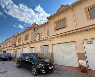 Exterior view of Single-family semi-detached for sale in Villarrubio  with Heating, Parquet flooring and Furnished