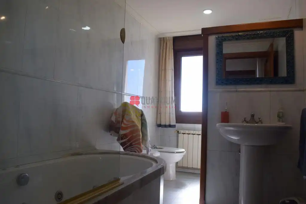 Casa o xalet en venda a Chantada, A Baña