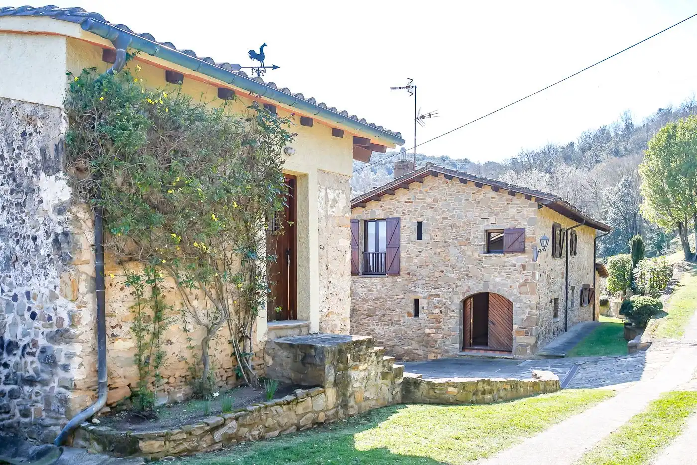 Vista exterior de Finca rústica en venta en Olot con Calefacción, Jardín privado y Terraza