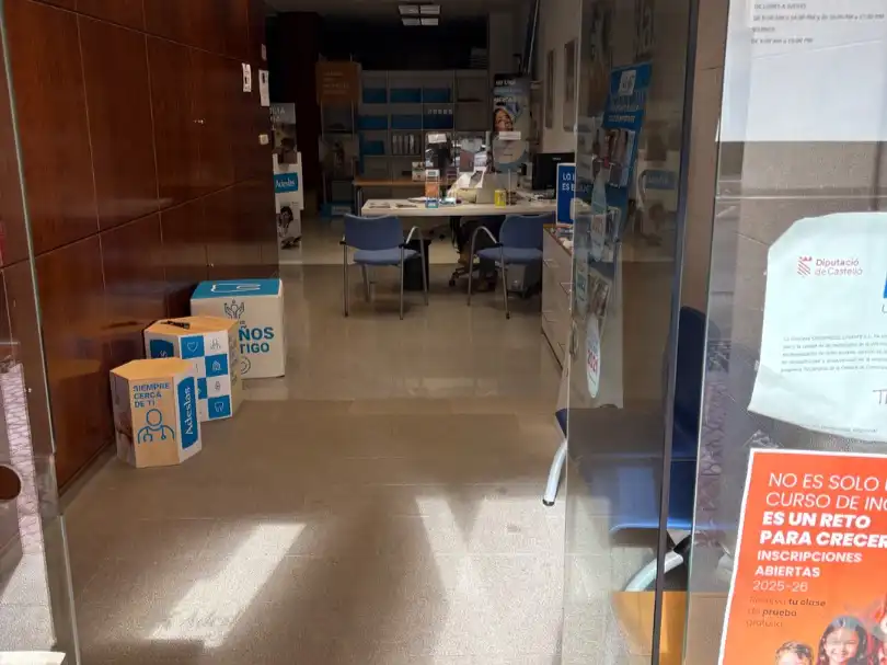 Büro zur Miete in La Vall d'Uixó mit Klimaanlage, Heizung und Möbliert