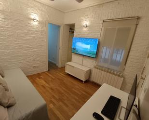 Sala d'estar de Pis en venda en  Madrid Capital amb Aire condicionat i Calefacció