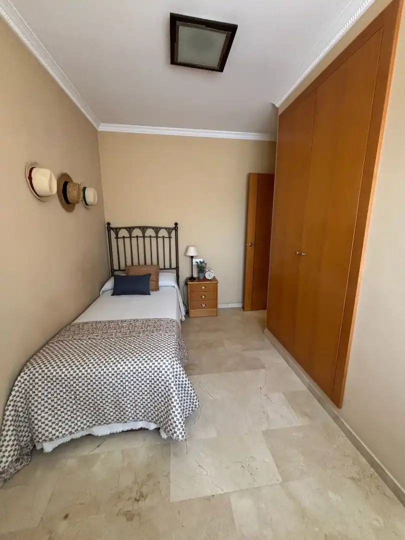 Dormitori de Casa adosada en venda en Sueca amb Aire condicionat, Jardí privat i Terrassa