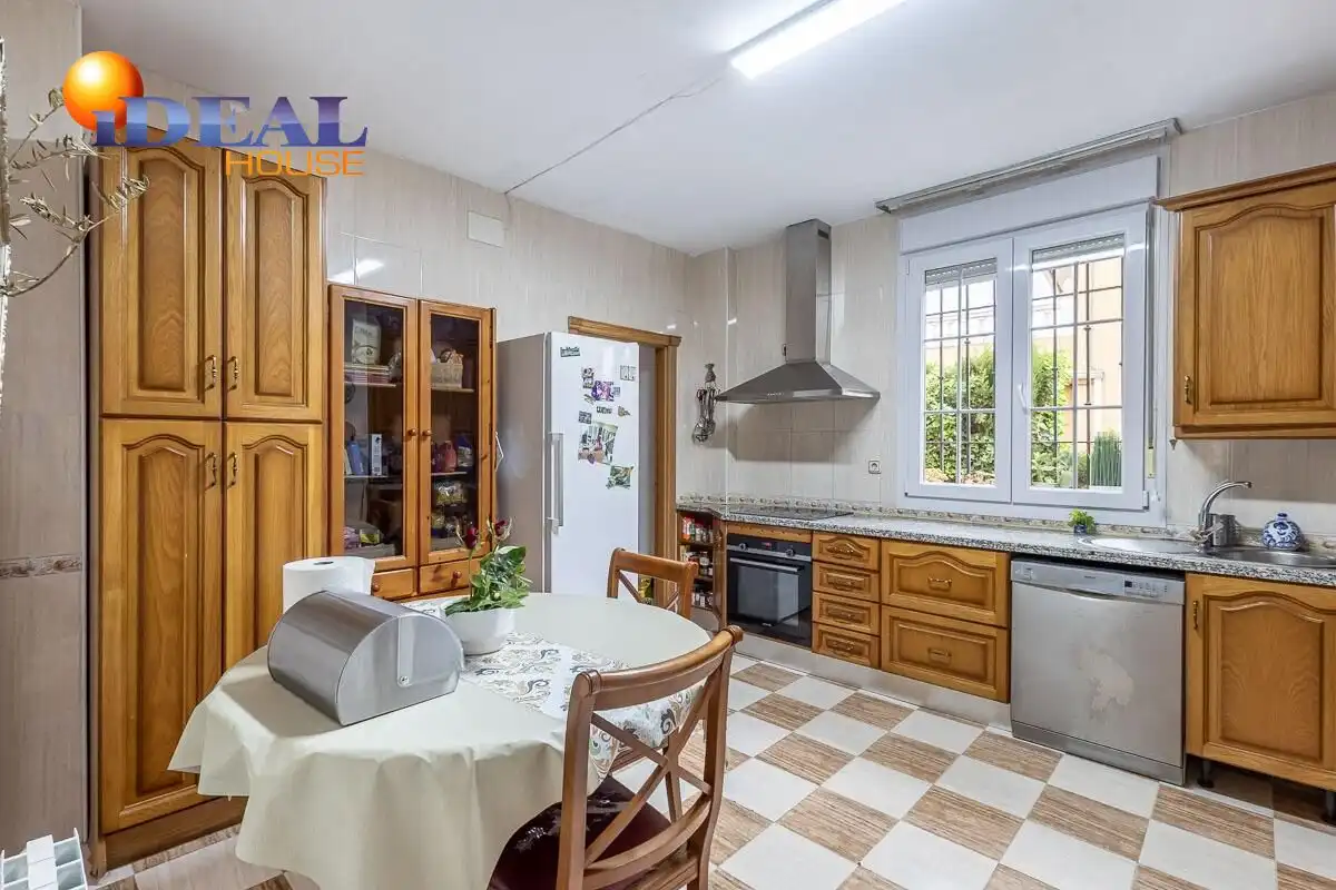 Detached house with terrace for sale in Calle Calle Sauce, imagen 6