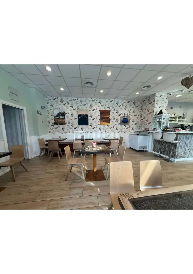 Local de alquiler en Torrejón de Ardoz con Parquet