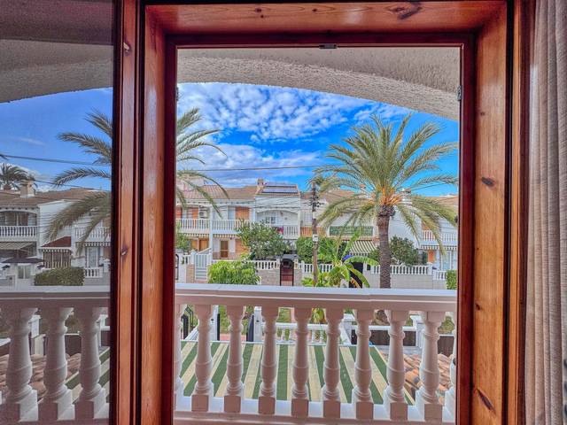 Casa adosada en Venta en Panorama - Sierramar