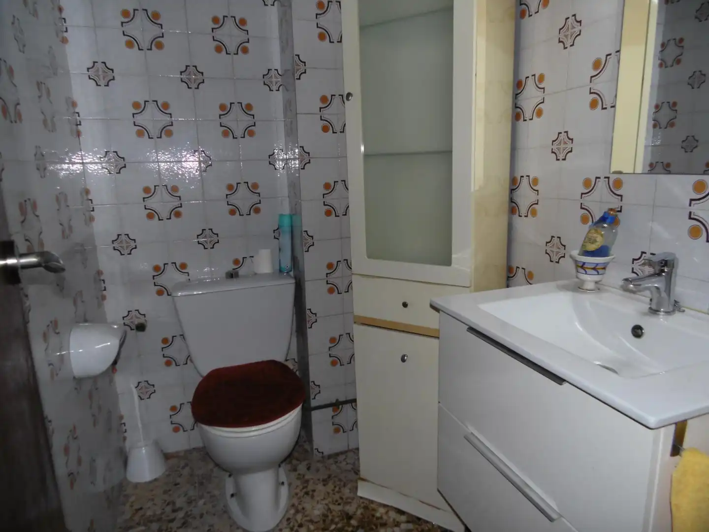 Badezimmer von Wohnung zum Verkauf in Castellón de la Plana / Castelló de la Plana mit Klimaanlage und Möbliert