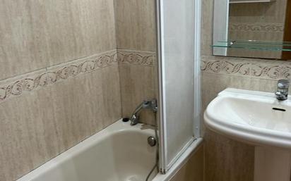 Bathroom of Flat to rent in Alboraya  with Swimming Pool