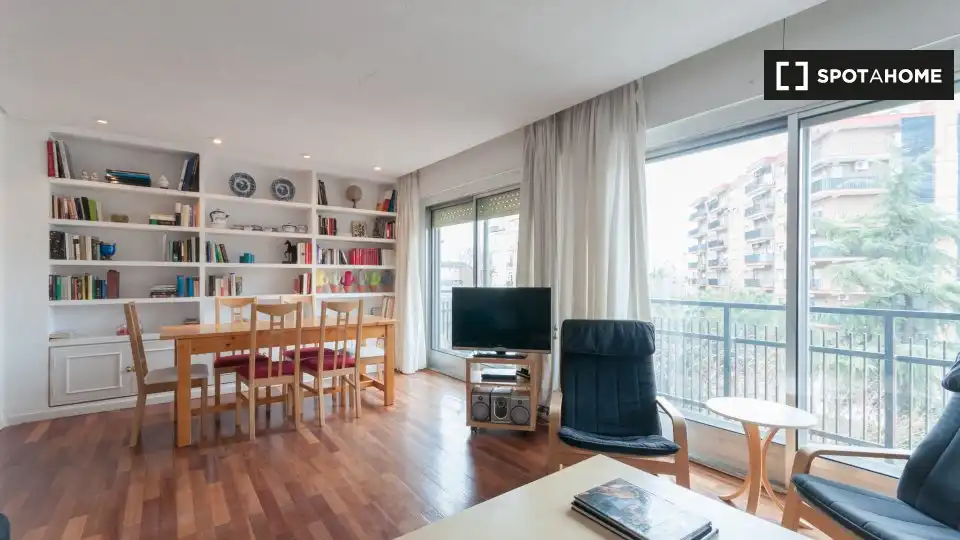 Appartamento con terrazza in affitto a Chamartín, imagen 2