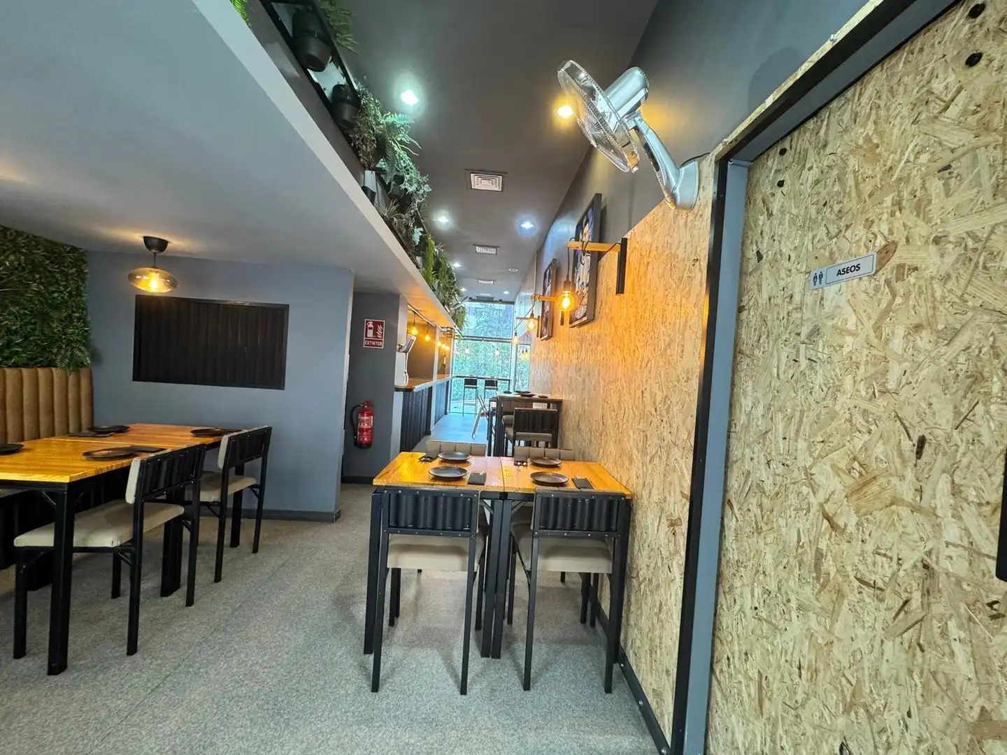 Local en venta en Calle Reina Sofía, Vistalegre