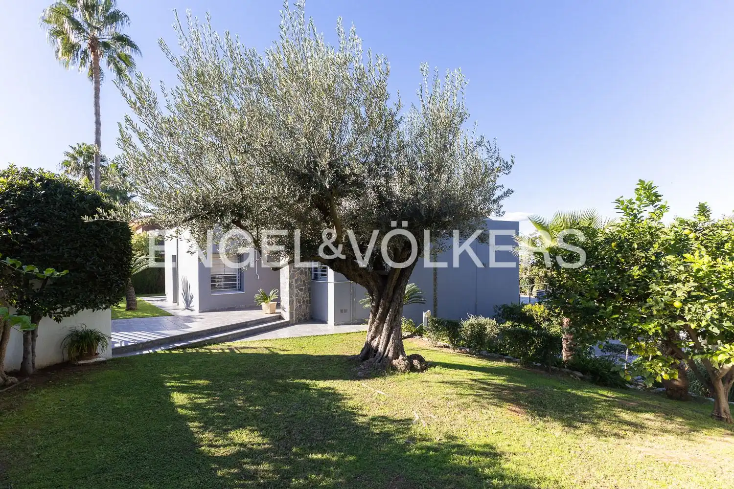 Exterior view of Houses for sale in Carcaixent  with Air Conditioner, Heating and Private garden