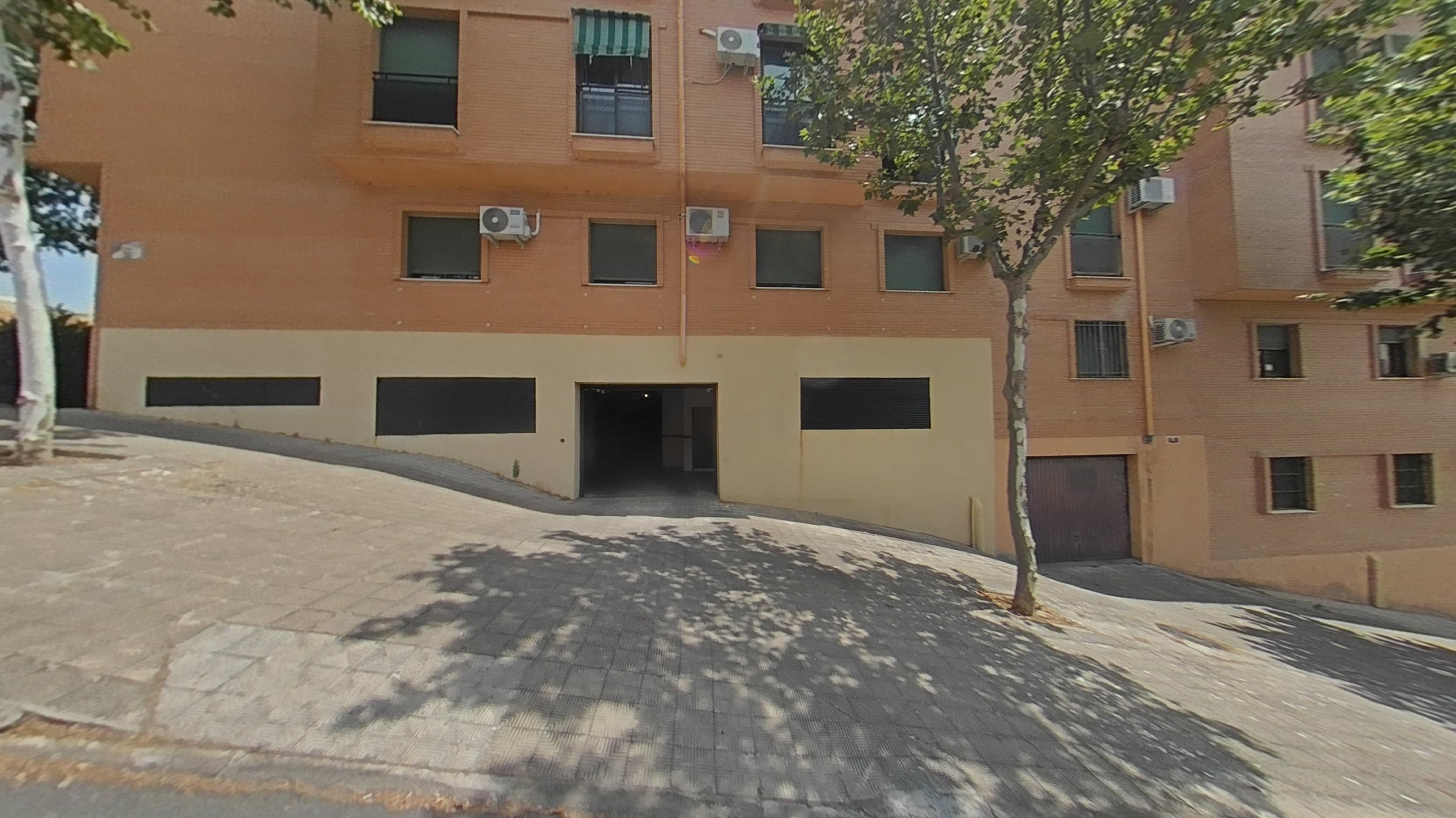 Exterior view of Garage for sale in Plasencia