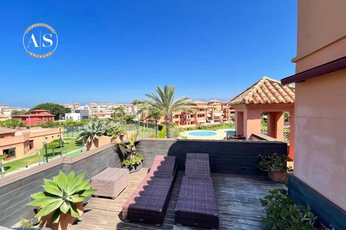 Terrassa de Àtic en venda en Motril amb Aire condicionat, Terrassa i Piscina comunitària