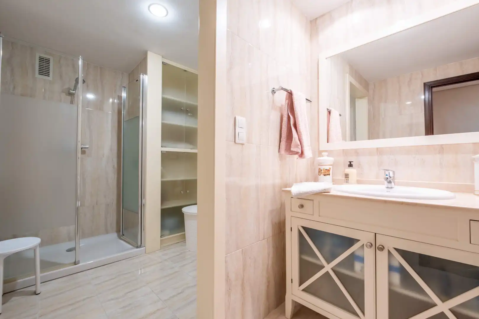 Baño de Piso en venta en Zaragoza con Calefacción, Terraza y Balcón