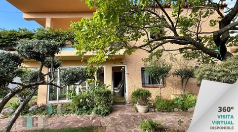 Foto 3 de Casa adosada en venda a Calle Agustina de Aragon, Heliópolis, Benicasim / Benicàssim