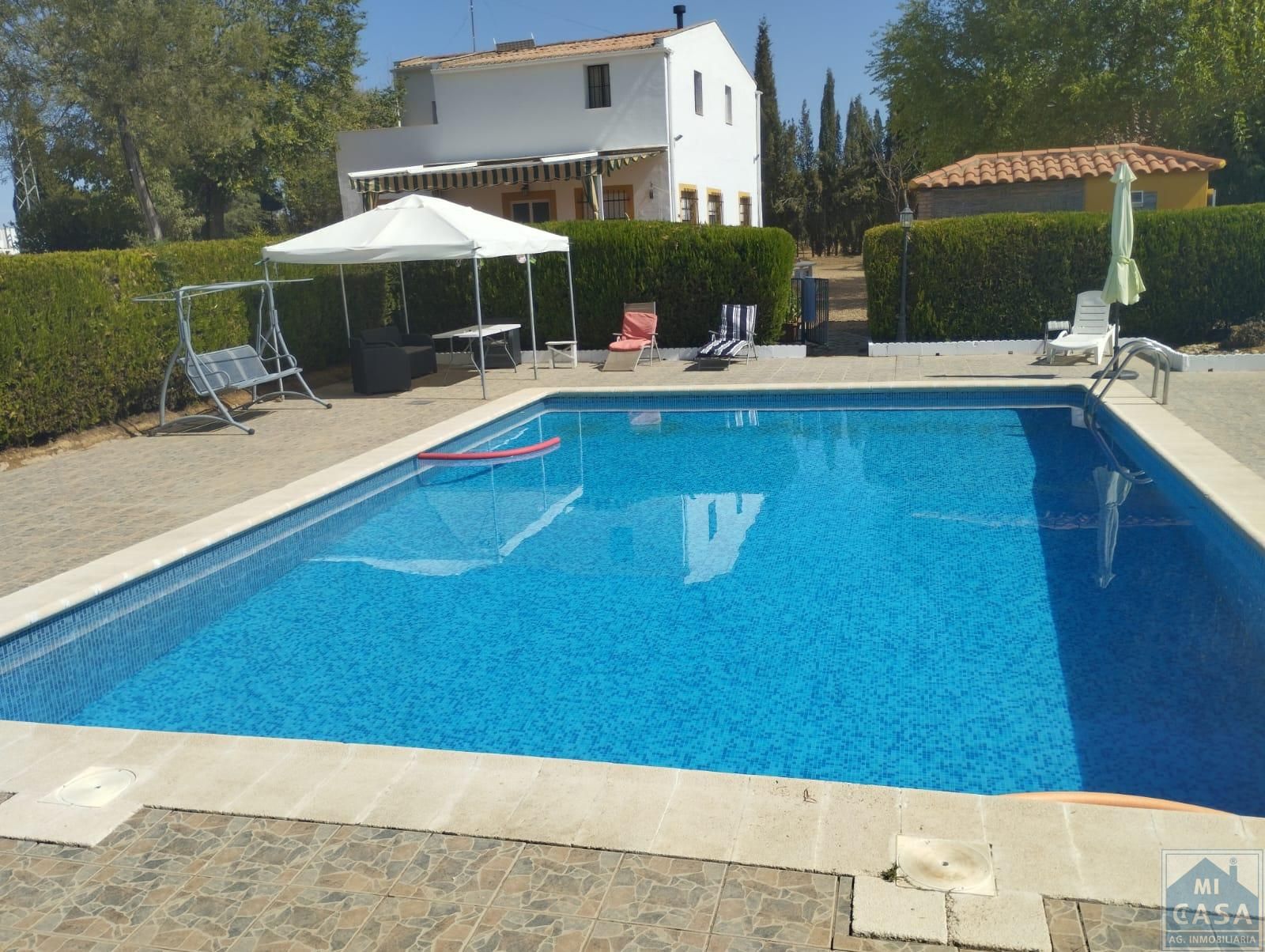Country house for sale in Don Álvaro
