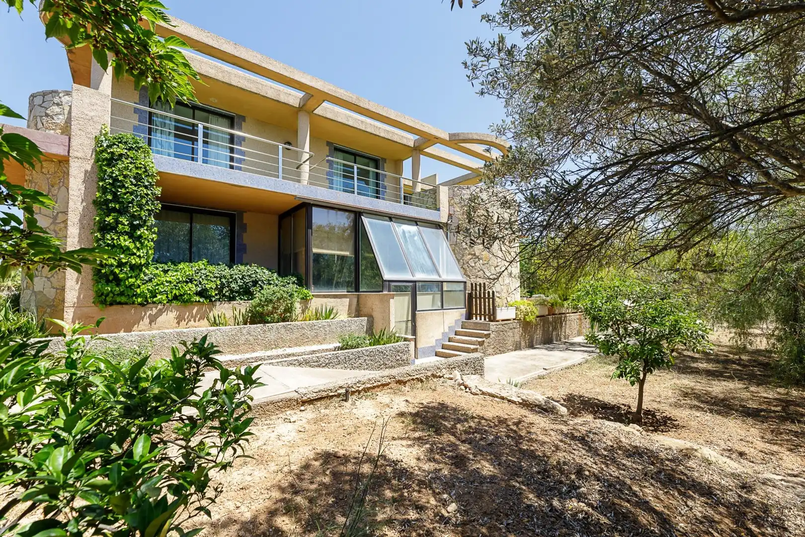 Vista exterior de Casa o xalet en venda en Marratxí amb Aire condicionat, Calefacció i Jardí privat