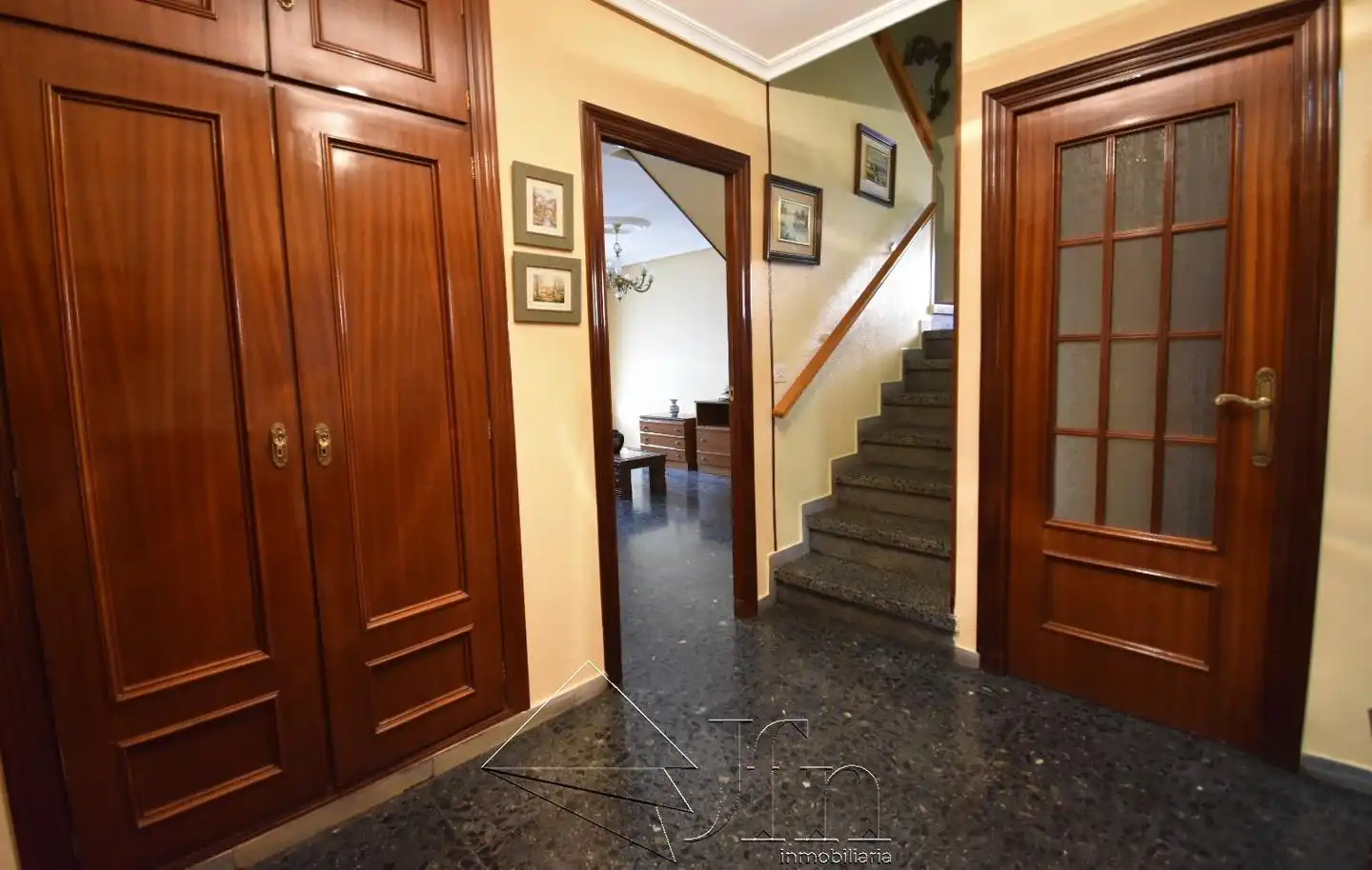 Einfamilien-Reihenhaus zum Verkauf in Íscar mit Heizung und Balkon