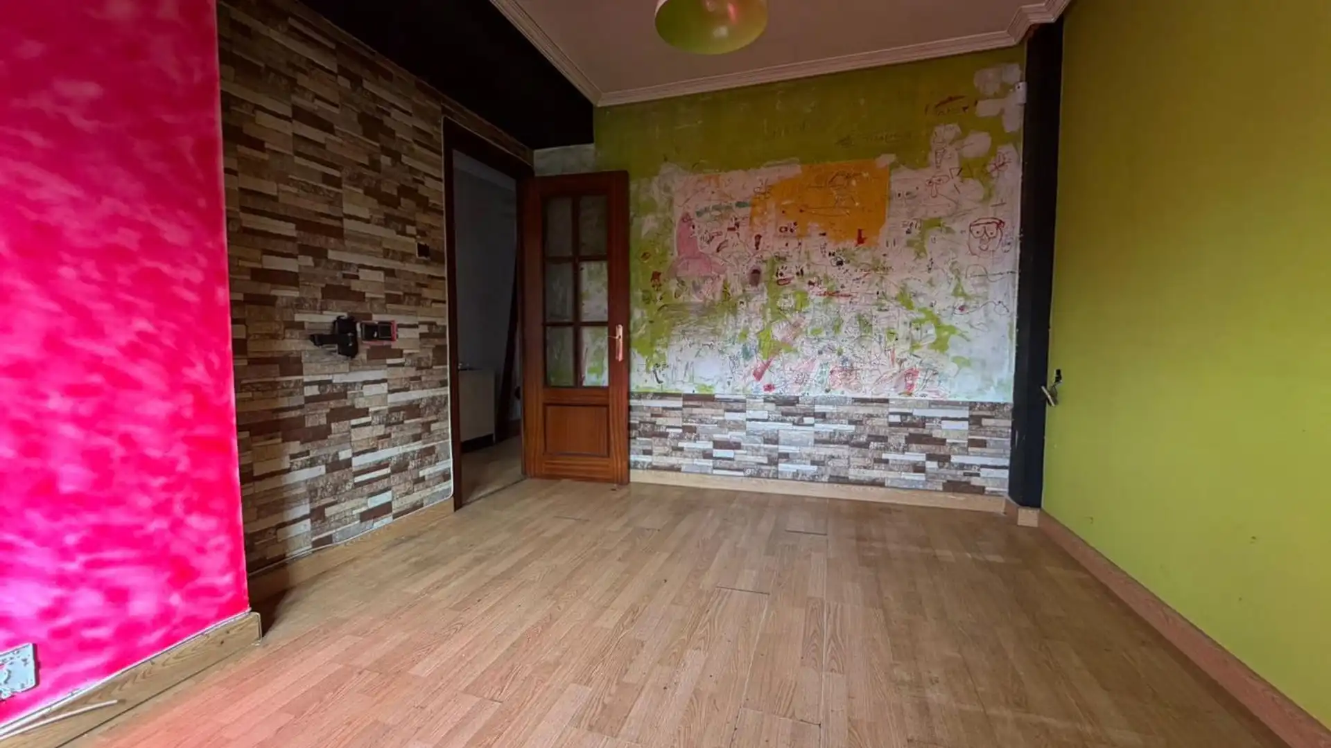 Pis en venda en Gijón  amb Piscina