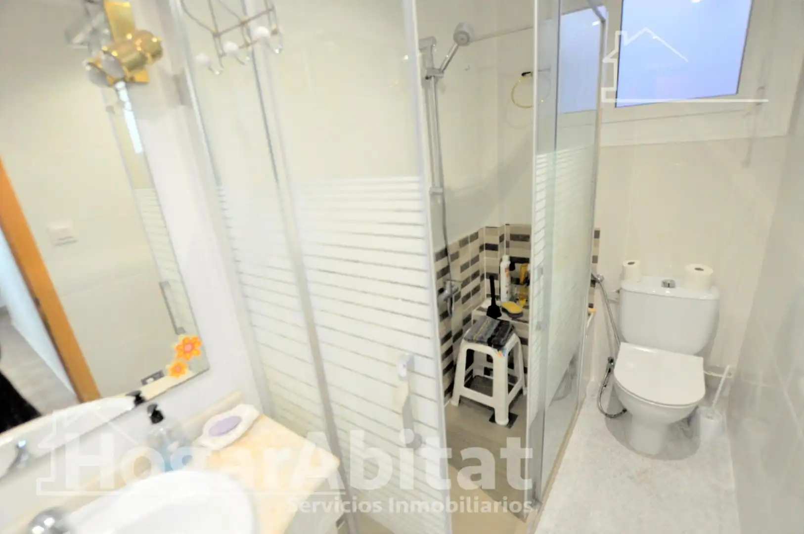 Baño de Piso en venta en Valencia con Aire acondicionado y Calefacción