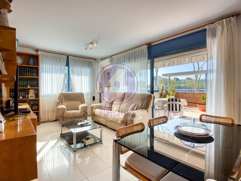 Living room of Flat for sale in Castell-Platja d'Aro  with Air Conditioner and Swimming Pool