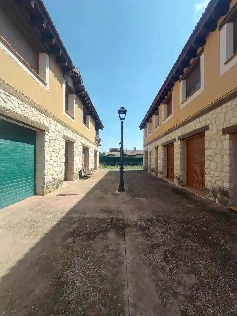 Außenansicht von Wohnung zum Verkauf in Grajera mit Terrasse