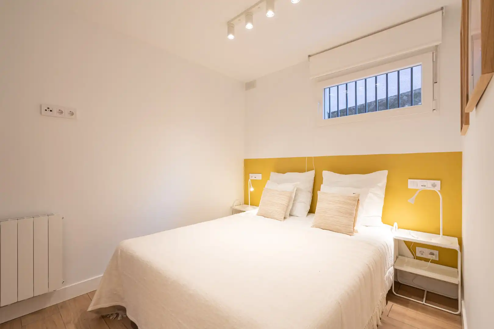 Bedroom of Flat for rent in Madrid  with Heating, Furnished and Oven