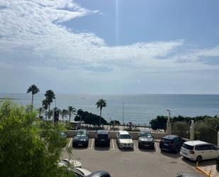 Vista exterior de Apartament de lloguer en Benalmádena amb Aire condicionat, Terrassa i Balcó