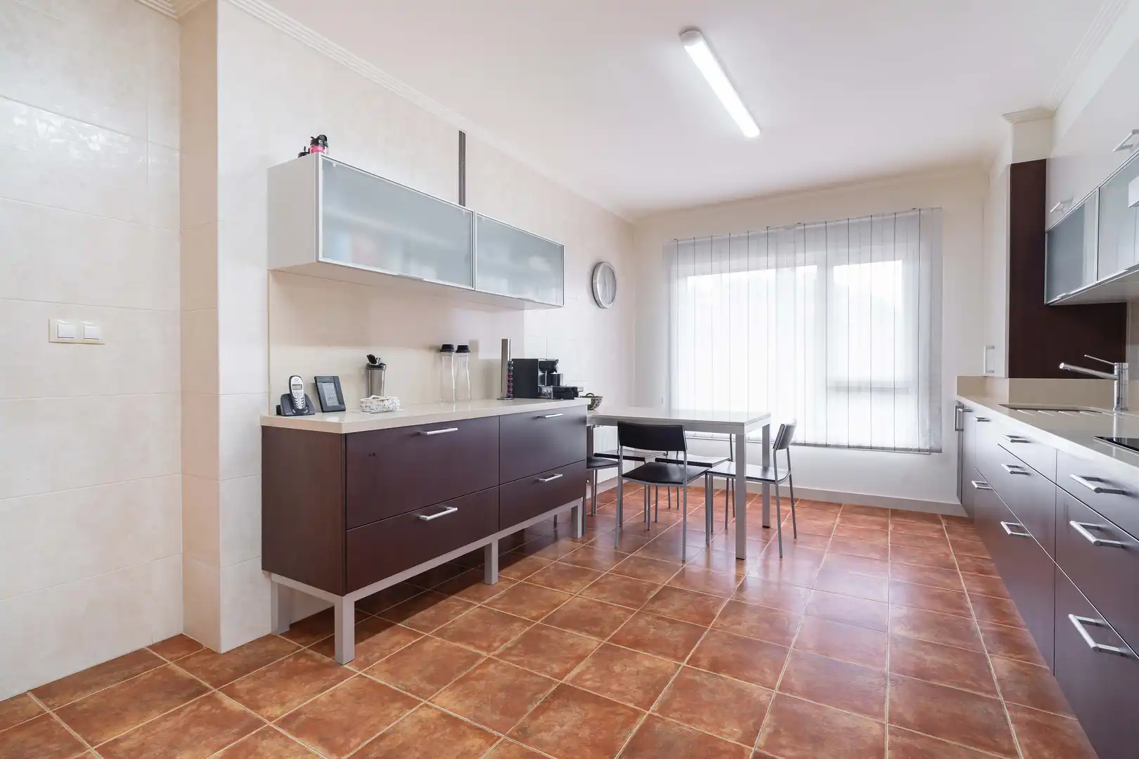 Cocina de Casa o chalet en venta en Sada (A Coruña) con Calefacción, Jardín privado y Piscina