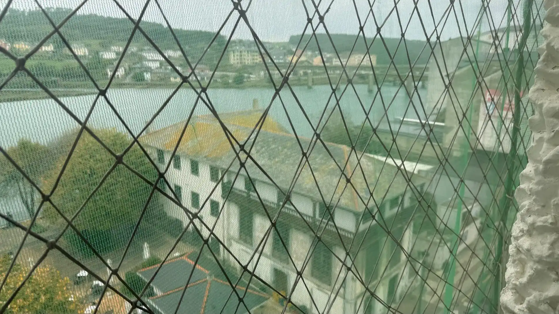 Vista exterior de Edificio en venta en Navia