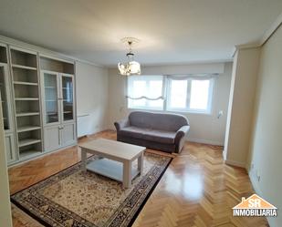 Living room of Flat to rent in A Coruña Capital   with Heating, Parquet flooring and Storage room