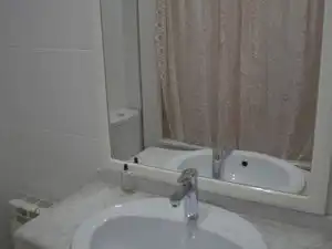 Bany de Pis de lloguer en Ciudad Real amb Moblat i Balcó