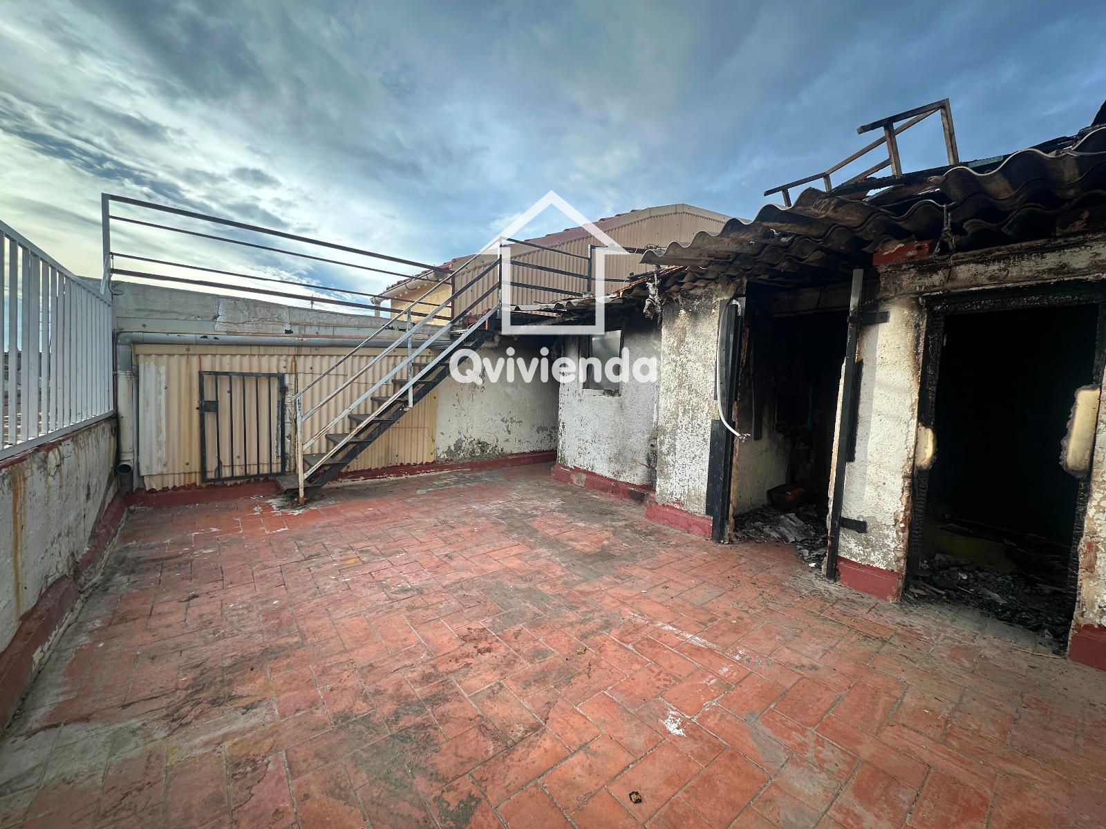 Terrace of Single-family semi-detached for sale in Terrassa