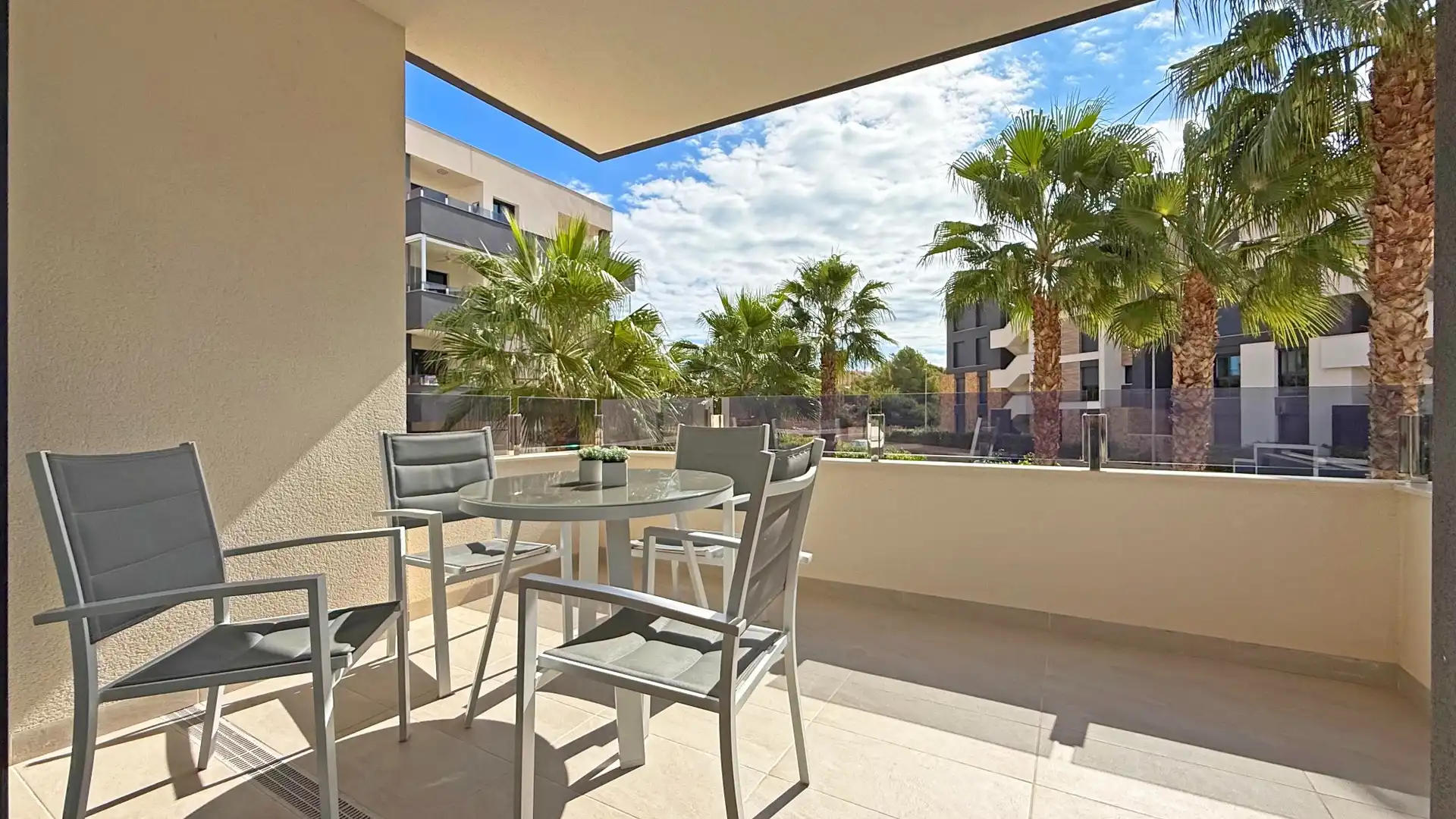 Baixos amb piscina en venda a Orihuela Costa, imagen 2